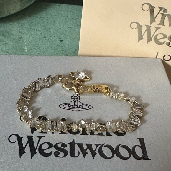 Vivienne Westwood Gold Bracelet - Picture 4 of 10